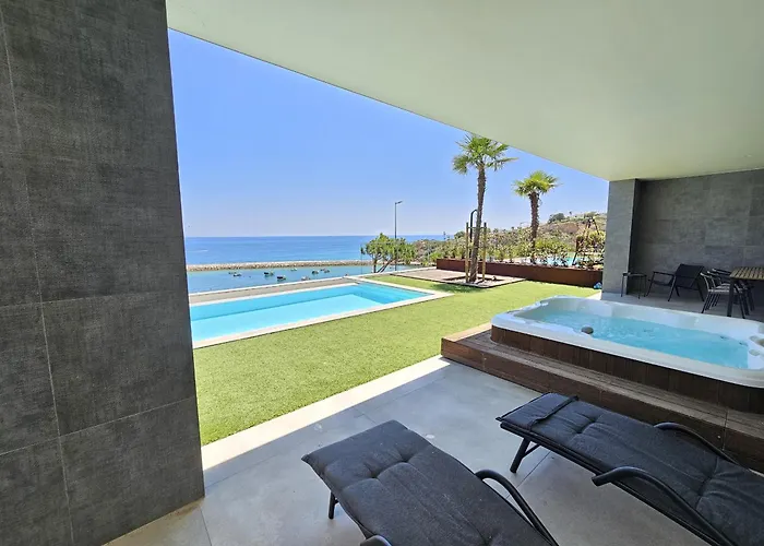 Finisterra Deluxe Apartment *